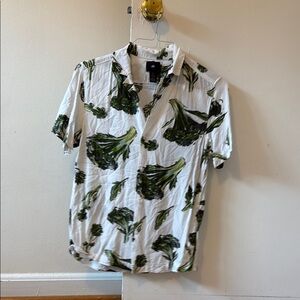 H&M White Casual Button Down Shirt with Playful Broccoli Print